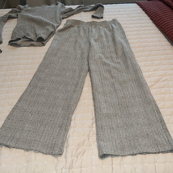 ZARA Textured Set - Picture 10 of 13